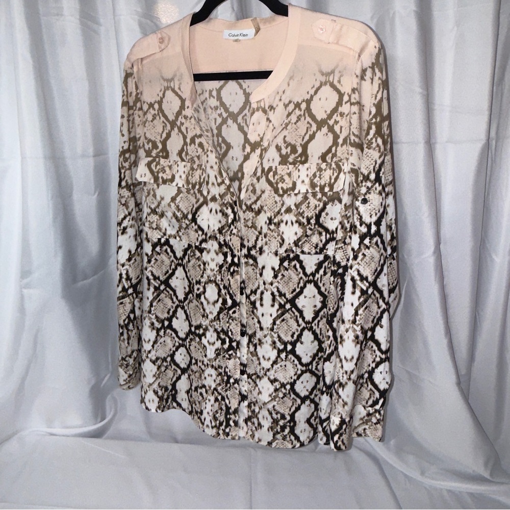 Calvin Klein Women's Snake Print Top - Brown and Cream #174